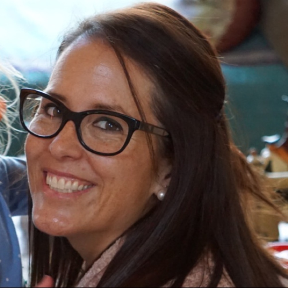 Meet your Posher, Courtney